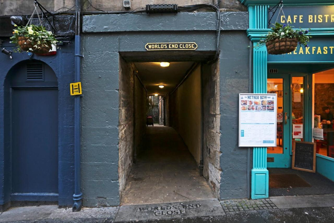 Joivy Refurbished Home On The Royal Mile Единбург Екстериор снимка
